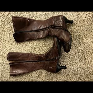 Fluevogs boots warm in and heel replaced size 7